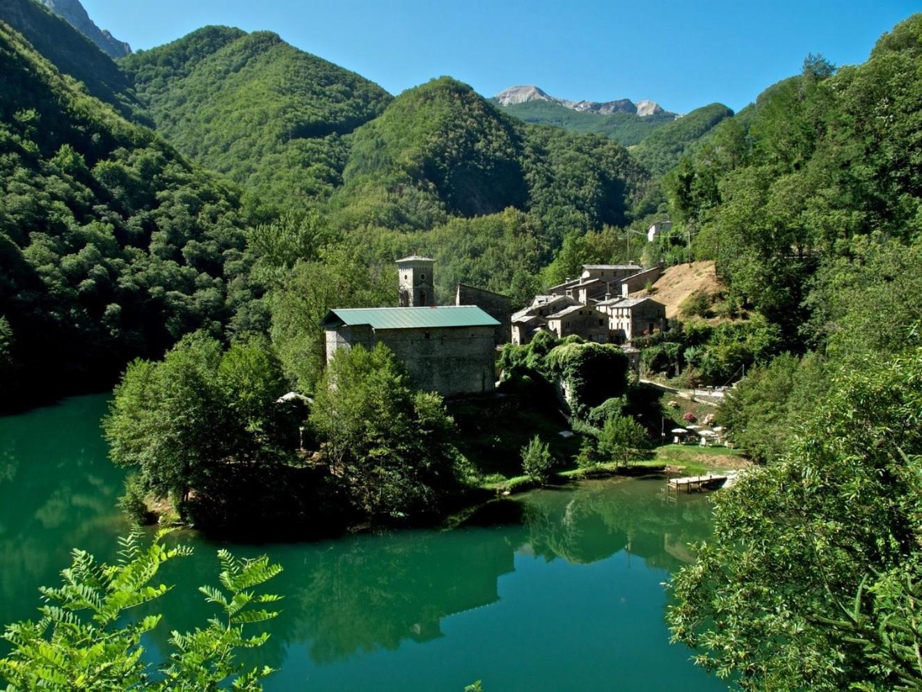 Borgo Isola Santa Pensionat Eksteriør billede