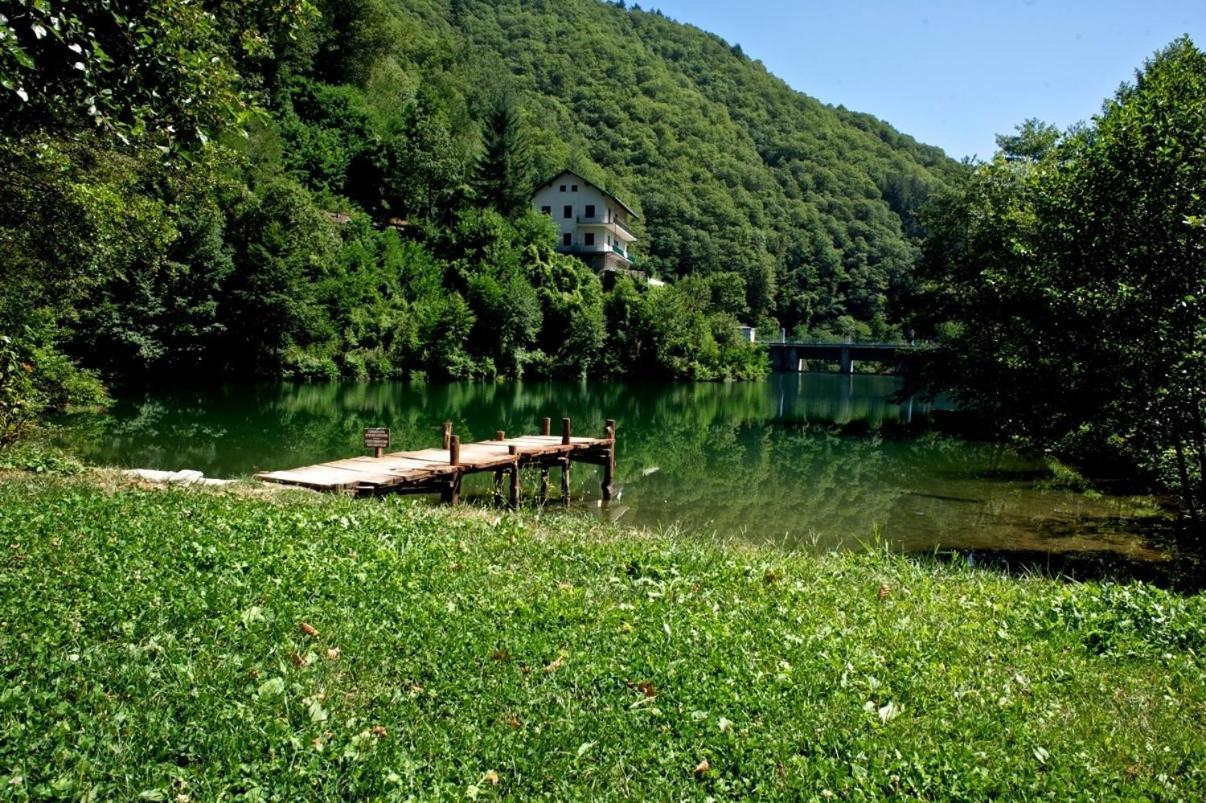 Borgo Isola Santa Pensionat Eksteriør billede