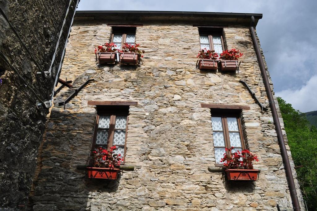 Borgo Isola Santa Pensionat Eksteriør billede