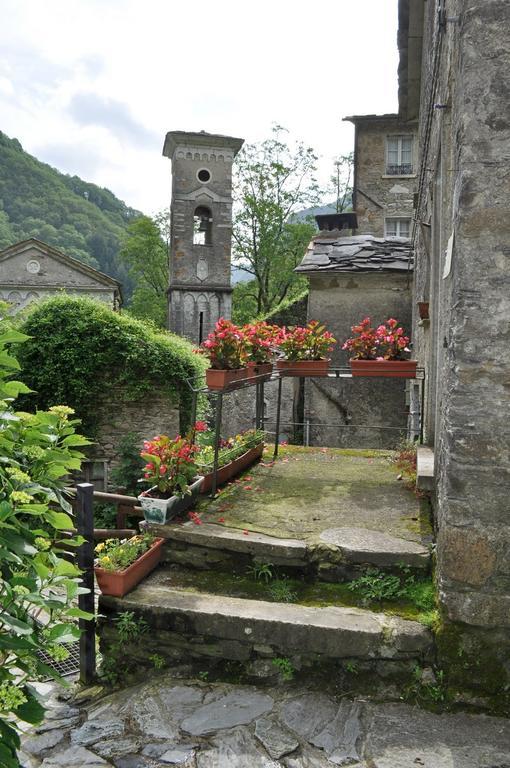 Borgo Isola Santa Pensionat Eksteriør billede