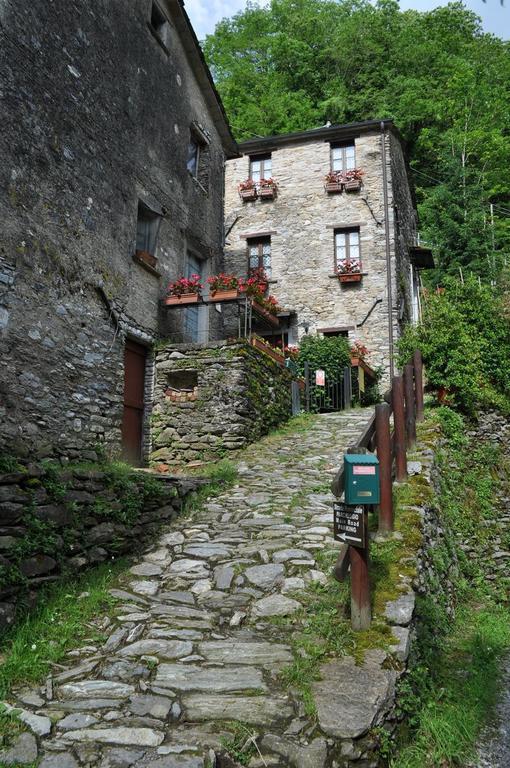 Borgo Isola Santa Pensionat Eksteriør billede